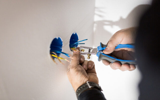 Professional Electrician Job